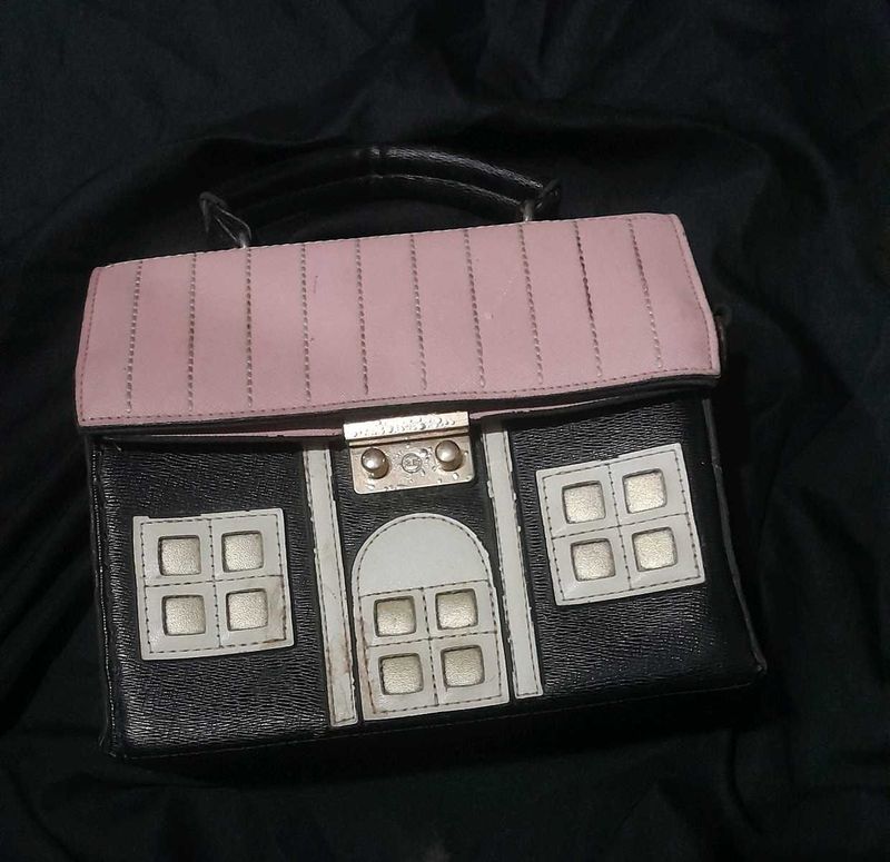 Unique House Shaped Novelty Hand Bag