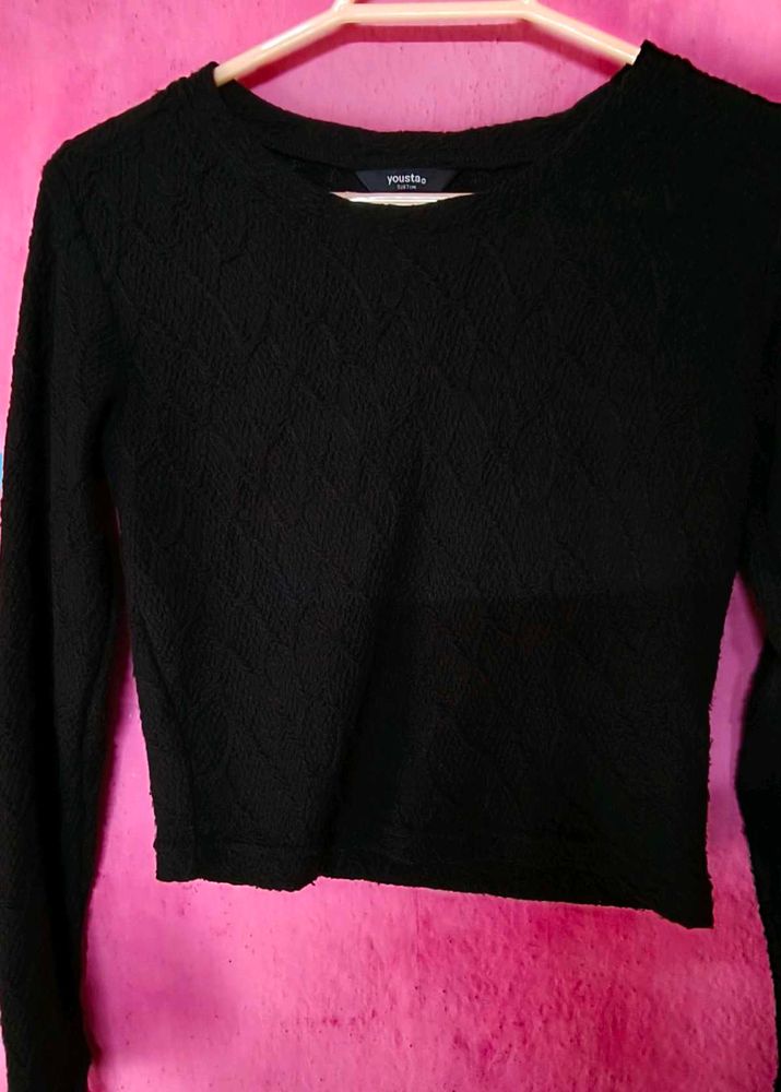 Black Long Sleeve Crop Top