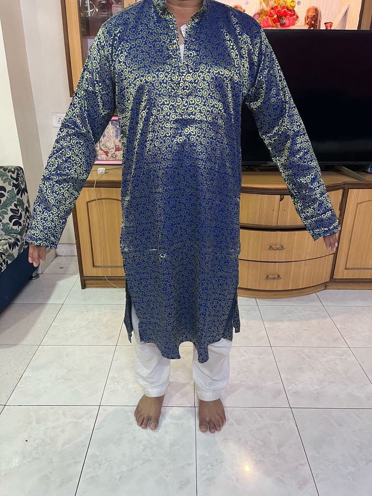 Ravishing Navy Blue Men’s Kurta