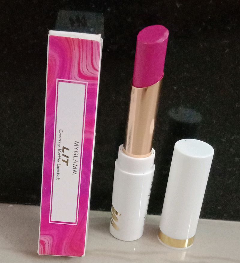 Myglamm Lipstick
