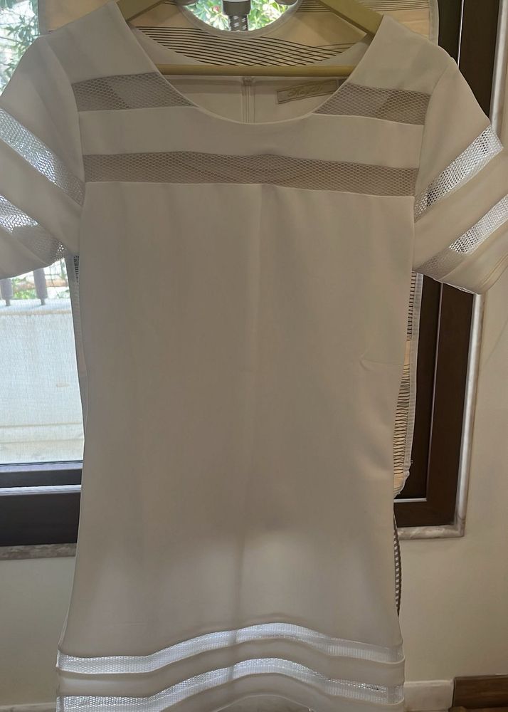 Chic Sheer Stripe Short Sleeve Top Size M
