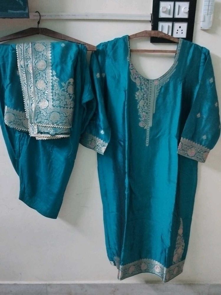 Banarasi Silk Salwar Kameez