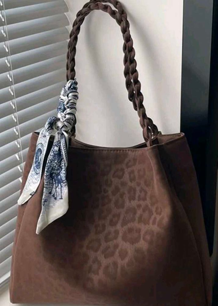 Stylish Leopard Print Tote Bag with Scarf
