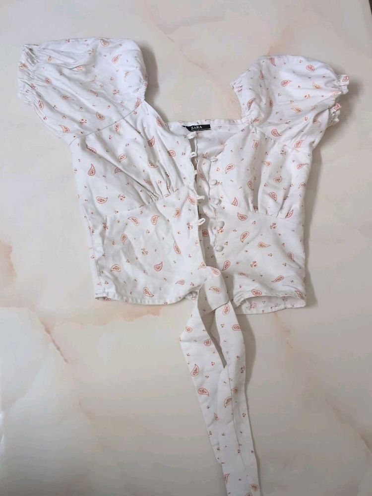 Cute Paisley Print Puff Sleeve Crop Top