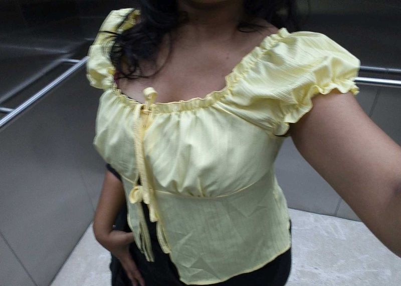 Cute Yellow Puff Sleeve Top