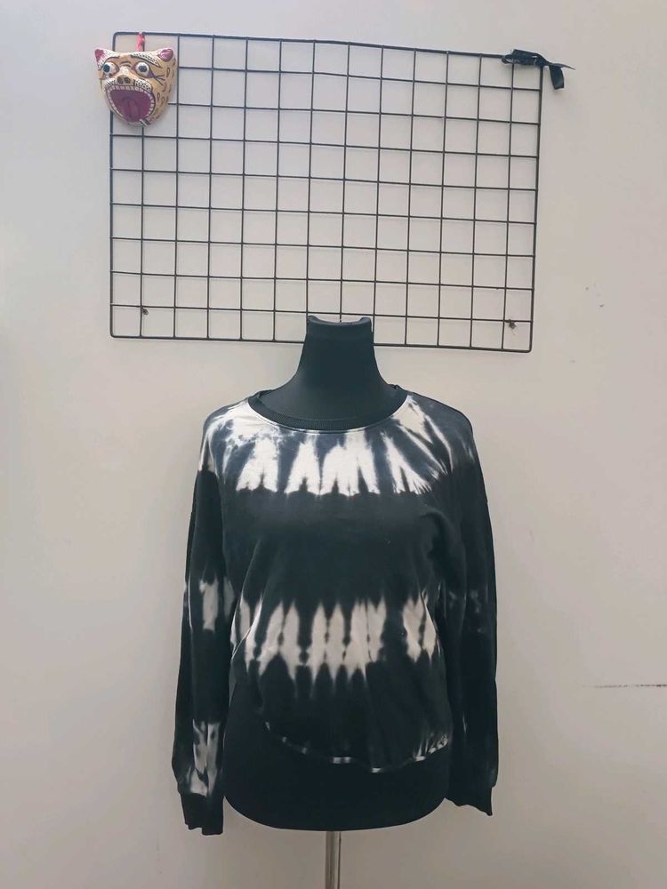 tie dye cropped sweater ⁠*⁠.⁠✧