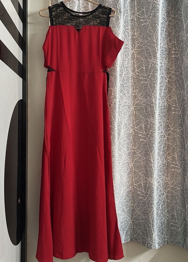 Red Cold Shoulder Lace Trim Maxi Dress