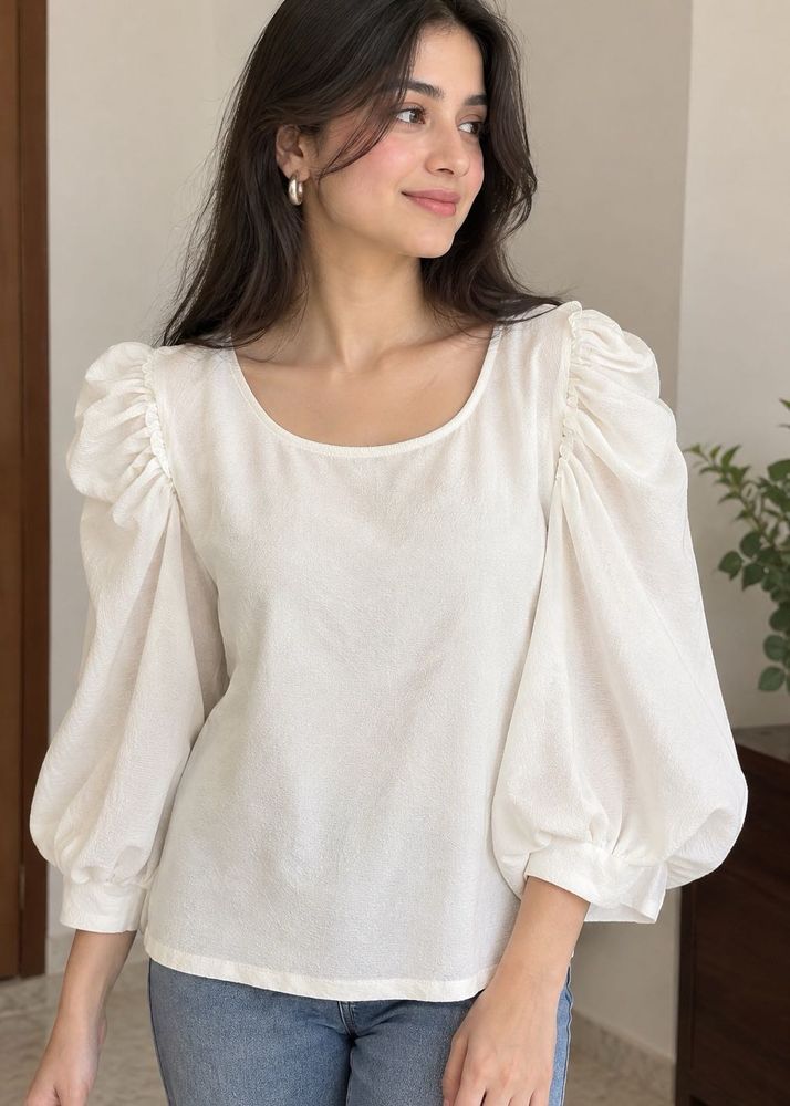 Chic White Puff Sleeve Top