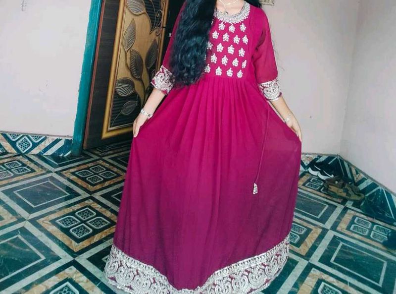 Beautiful Magenta Ethnic Gown
