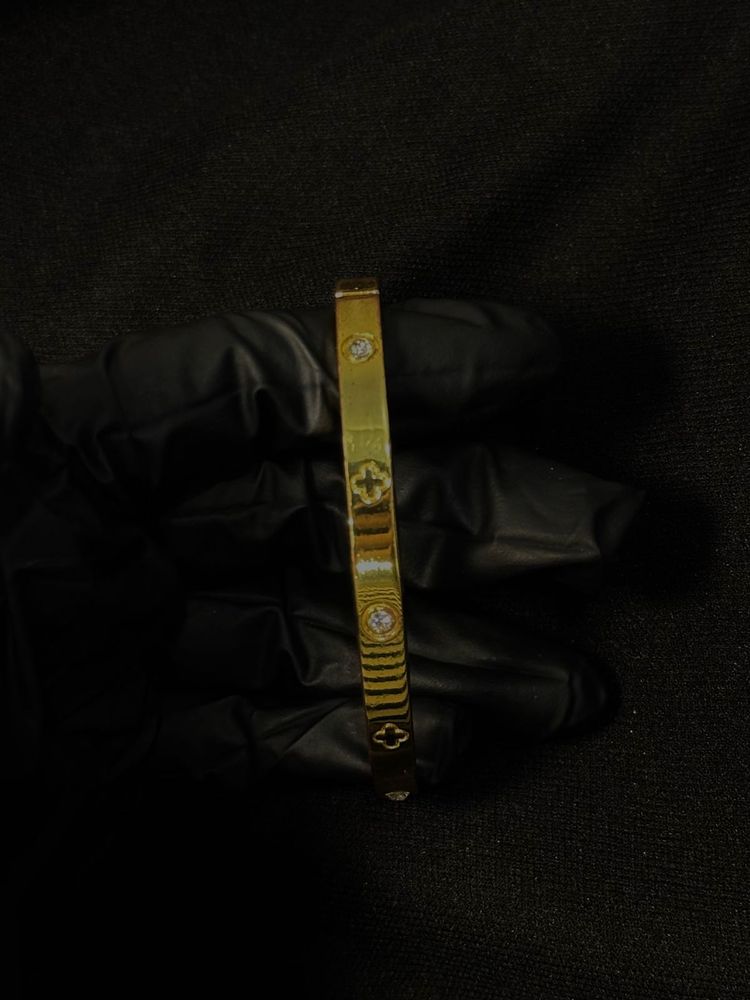 Gold Bangle with Crystals