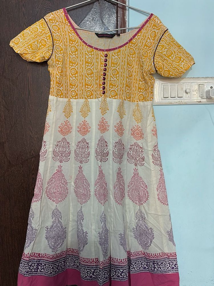 Elegant Yellow &amp; White Printed Kurta