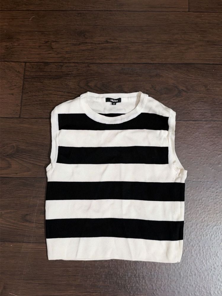 Striped Sleeveless Knit Top
