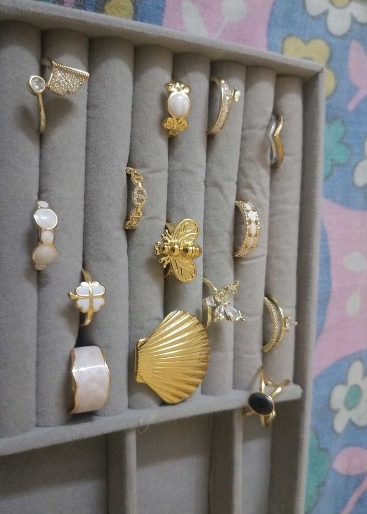 Assorted Ring Set