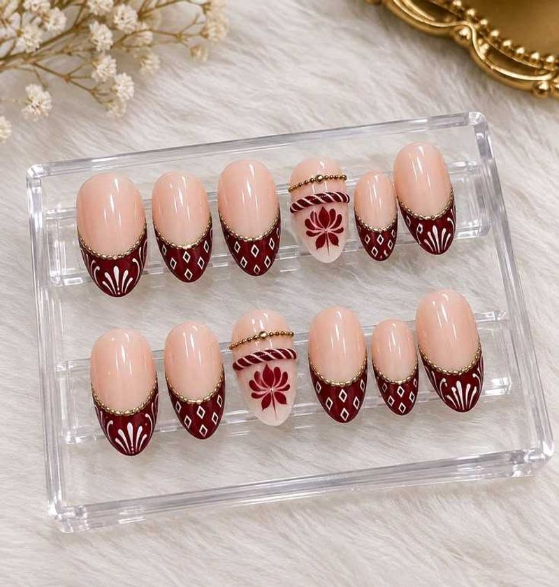 navratri special Press-On Nails with Intricate Des