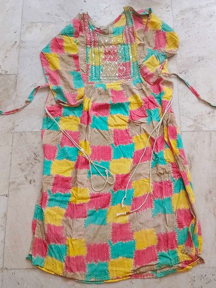 🎊✨️Beautiful cotton Embroidered Kurta ✨️🎊
