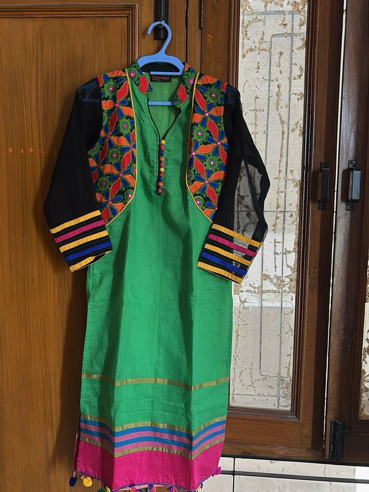 Embroidered Kurta Set new without tag