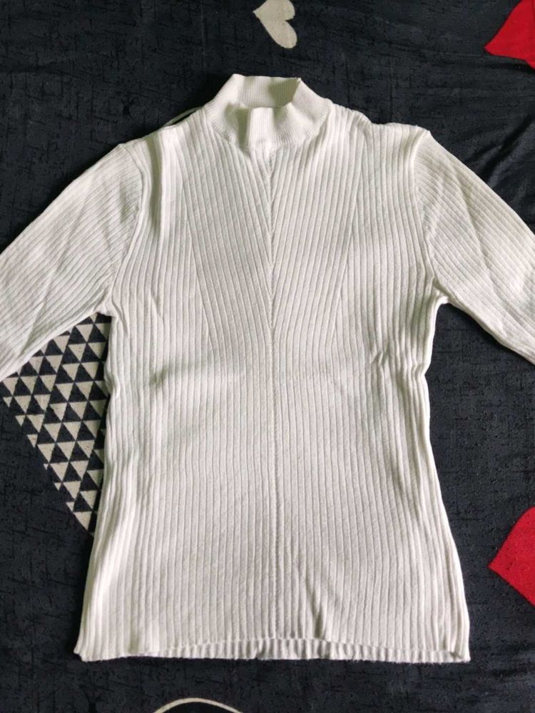 White Ribbed Mock Neck Top for winters