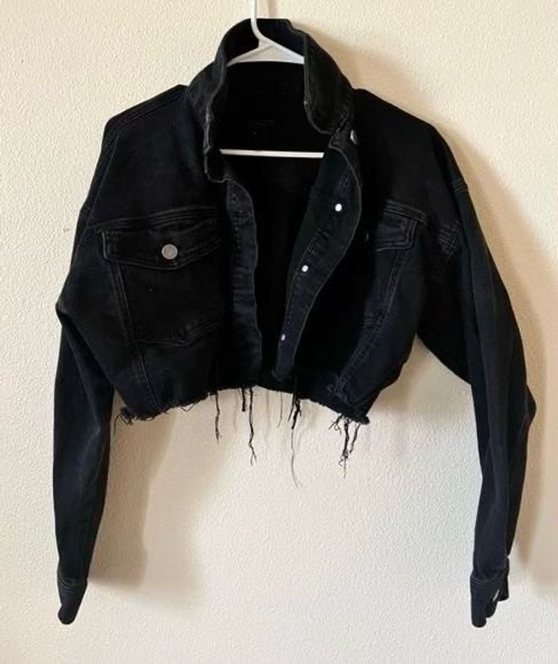 Black Cropped Denim Jacket