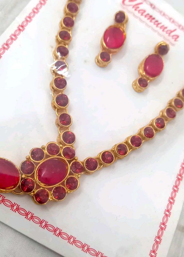 Neck Lace