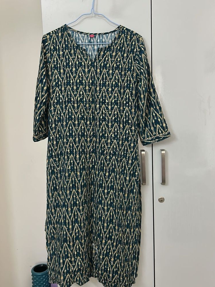Elegant Green Kurta with Gold Print