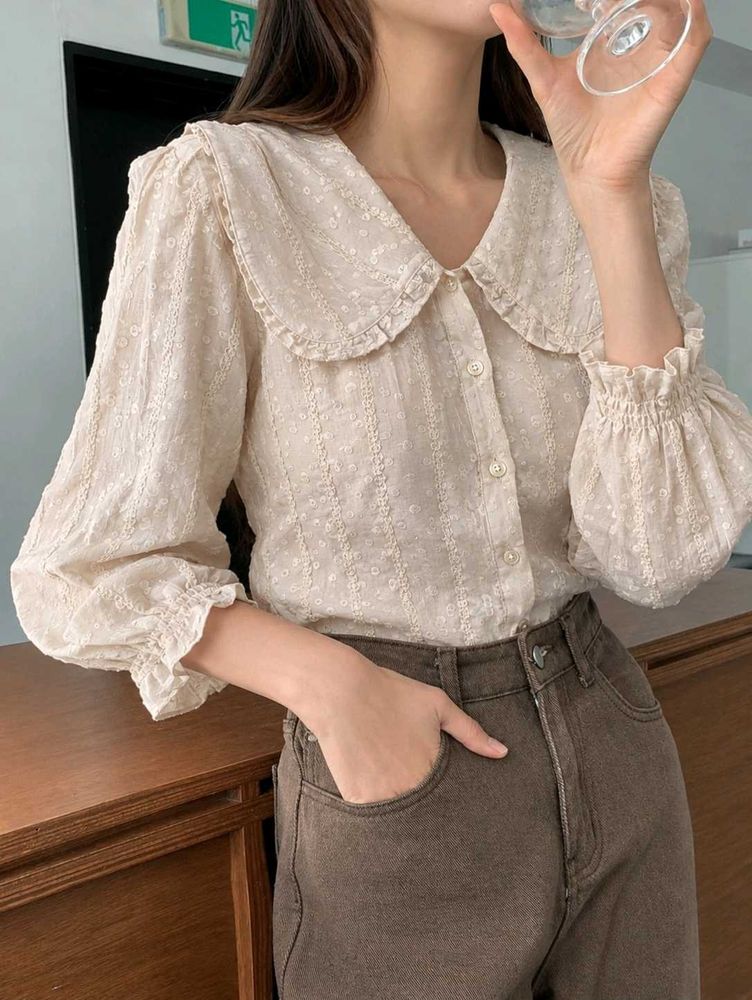 New with tag Korean Elegant Lace Collar Blouse