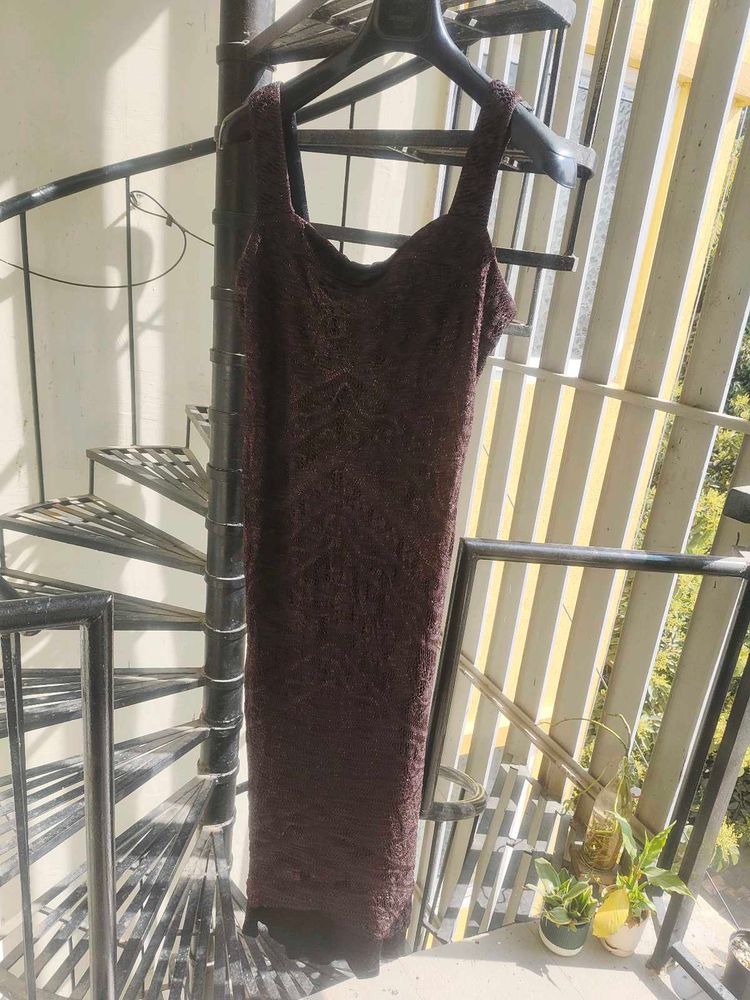 Elegant Brown Lace Midi Dress