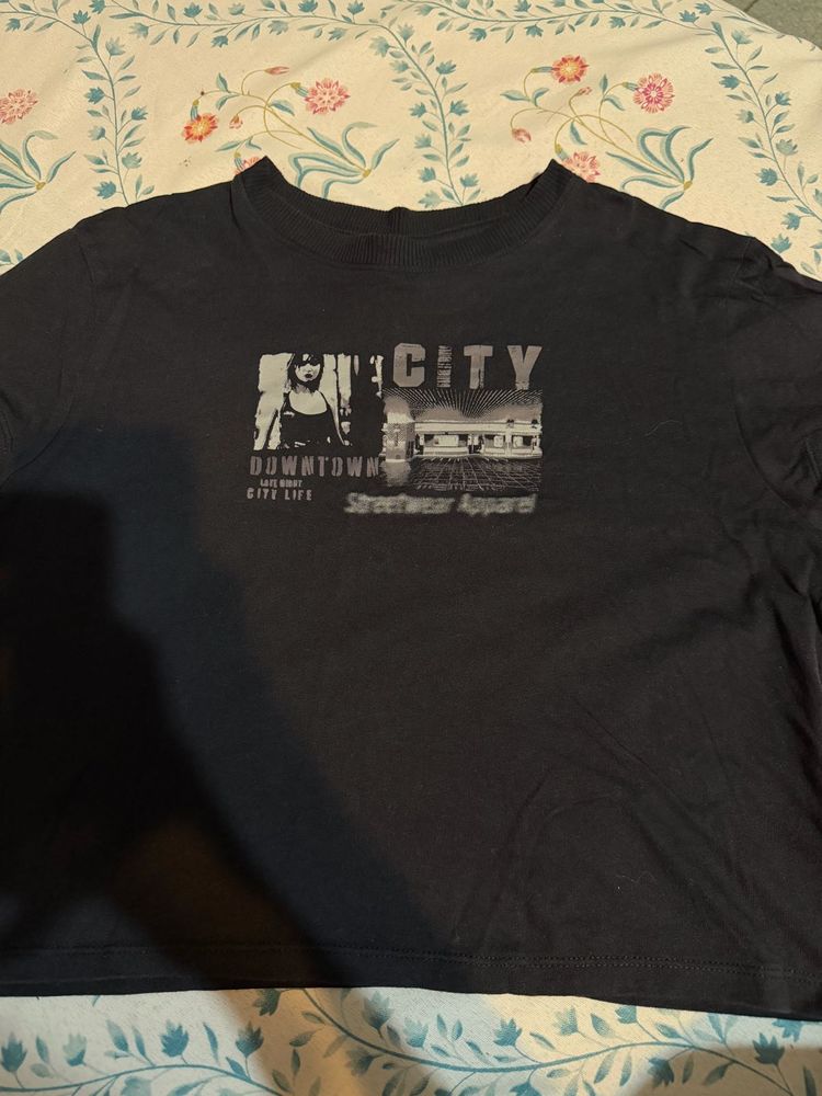 Graphic Print "City" T-Shirt