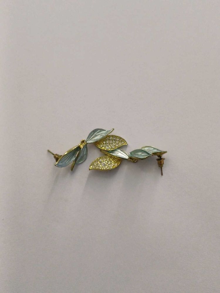 Floral Drop Earrings