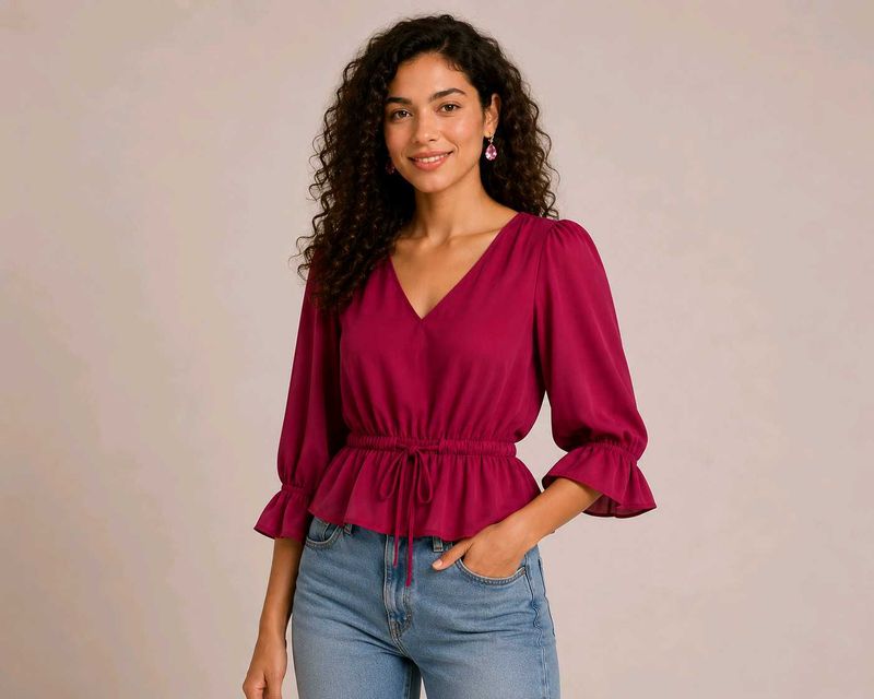 Chic V-Neck Peplum Top🤩