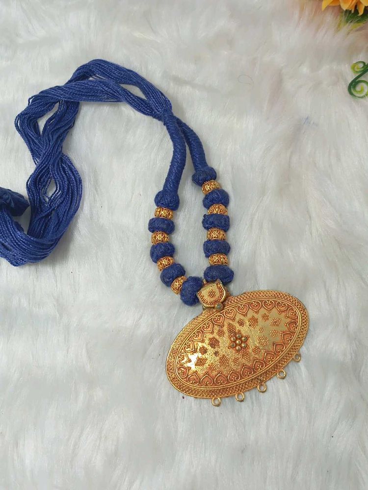 Blue Thread Necklace with Oval Pendant