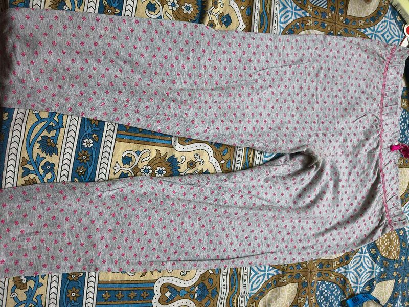Like New Cotton Lower For Women In 34 Waist