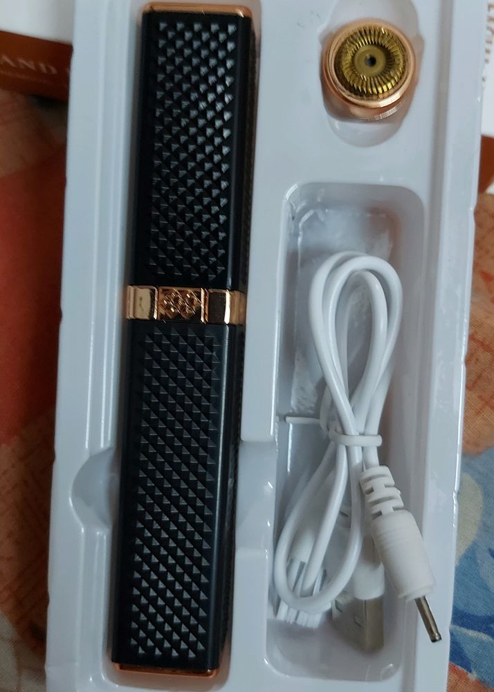 Face Trimmer (Rechargeable)