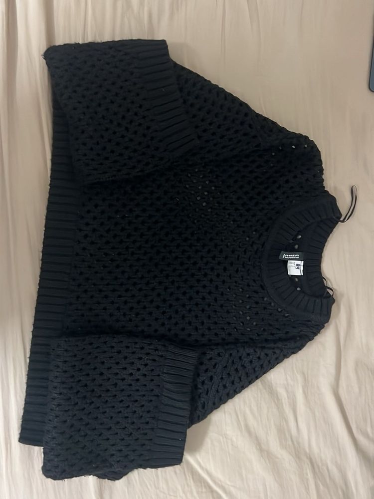 black knit pullover