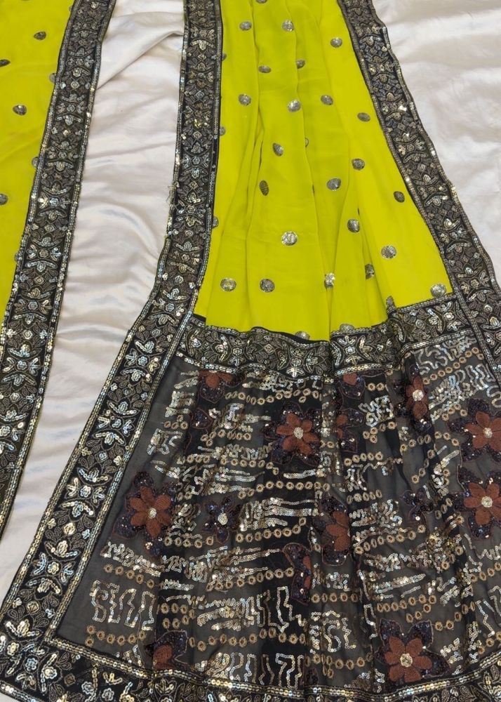 Designer sareee