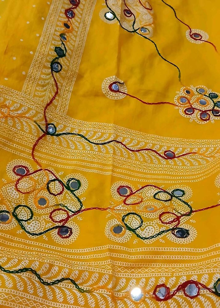 Vibrant Yellow Embroidered duppatta Mirror Work
