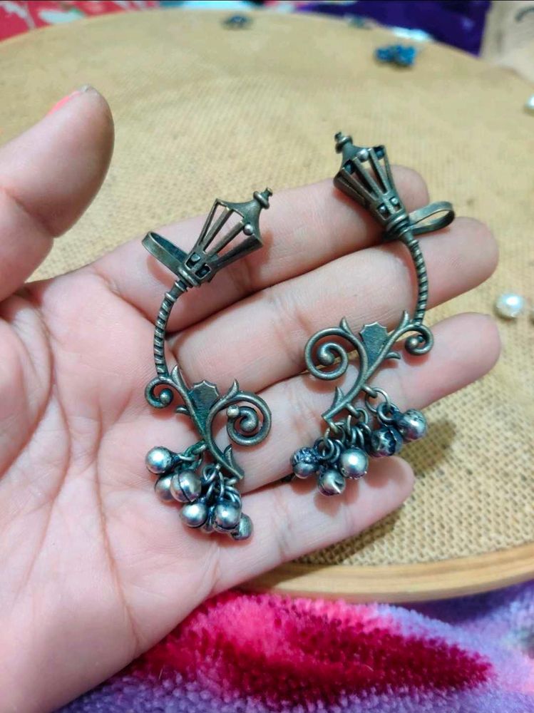 Brass Silverlookalike earcuff Earring