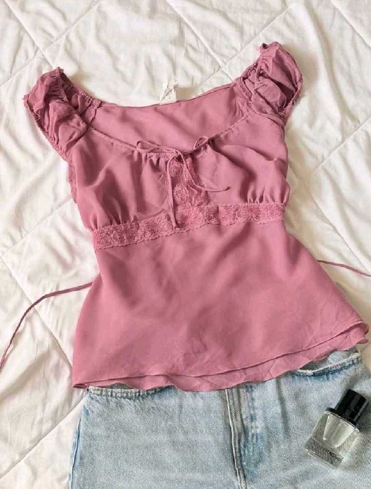Cute Dusty Pink Lace Top