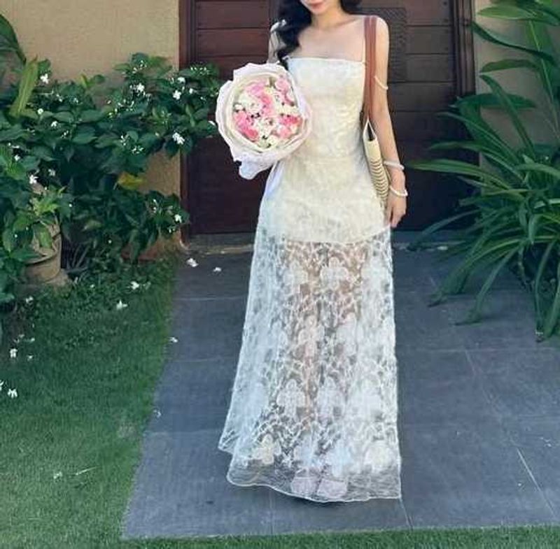 lace maxi dress