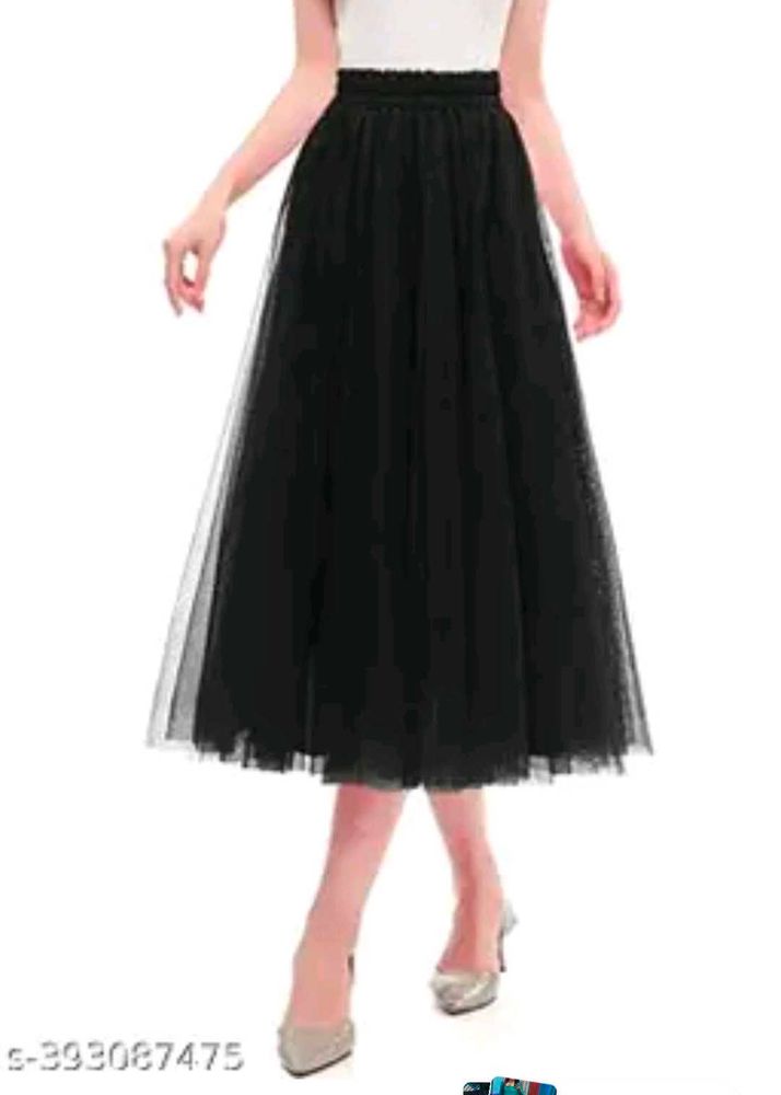 black skirt
