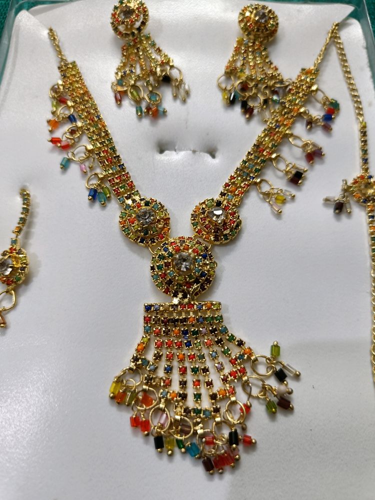 Multicolour Necklace Set