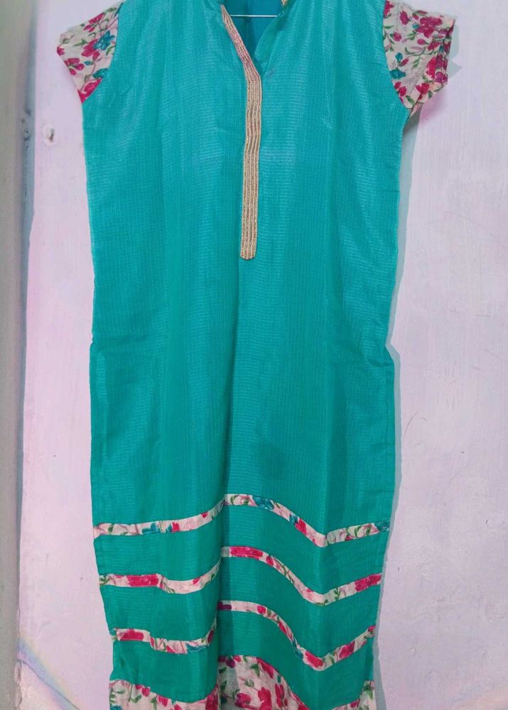 Woman Floral Kurti beaded collar neck.