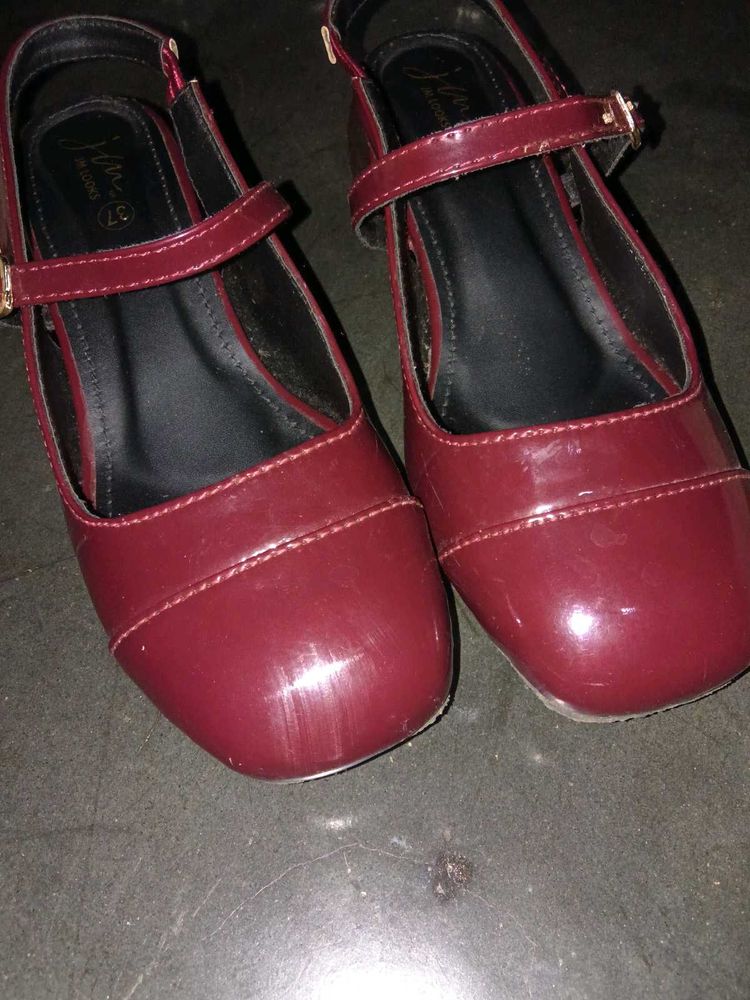 Chic Mary Jane Heels - Burgundy Patent