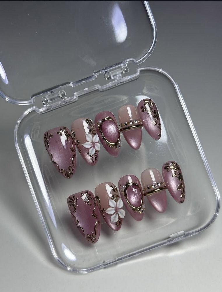 Cute Strawberry Press-On Nails