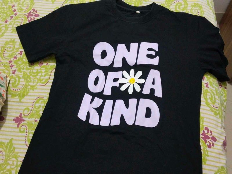 Black "One Of A Kind" Daisy T-Shirt