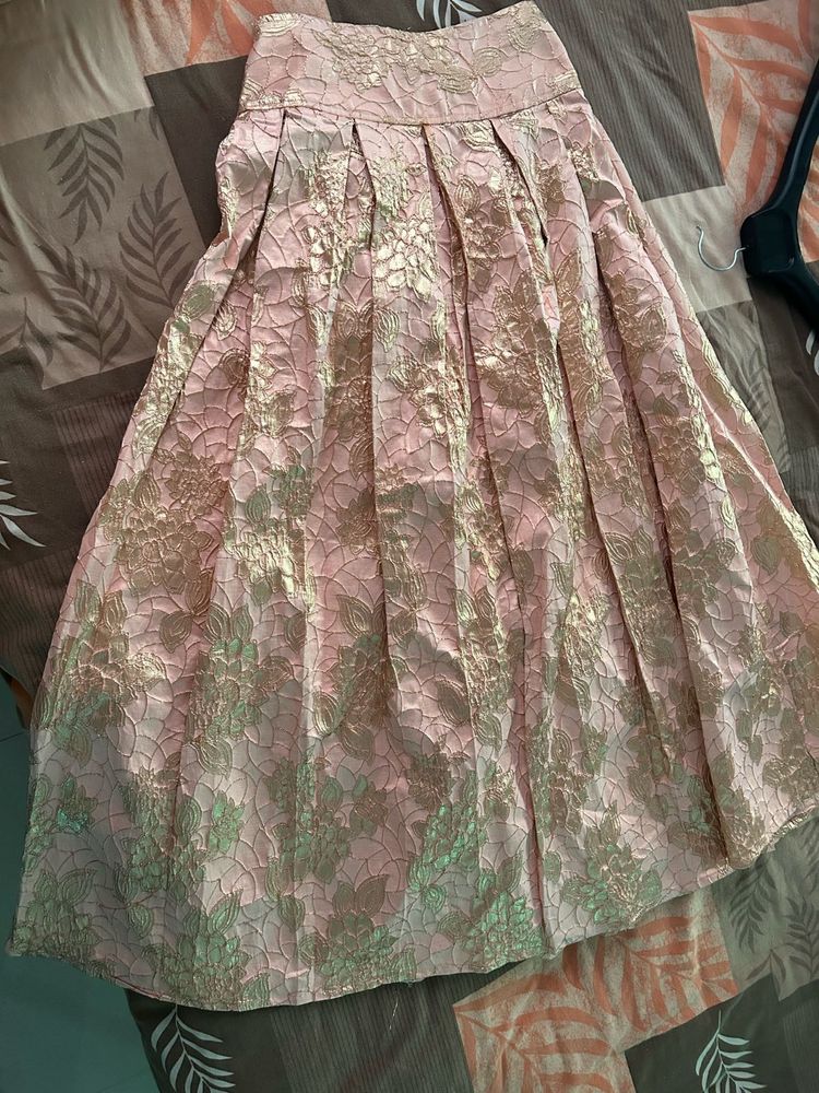 Elegant Pink &amp; Gold Brocade Skirt