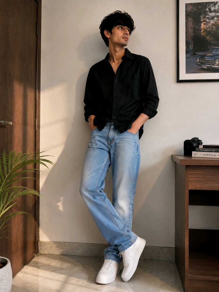 Men's Light Wash Relaxed Fit Jeans