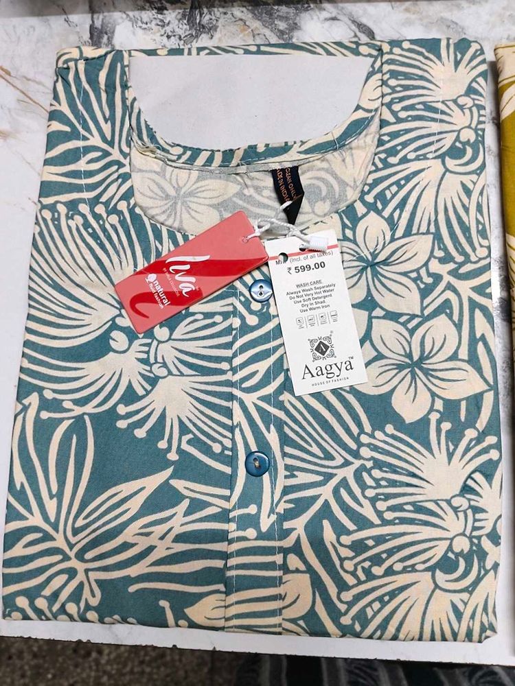 Floral Print Button-Down kurti