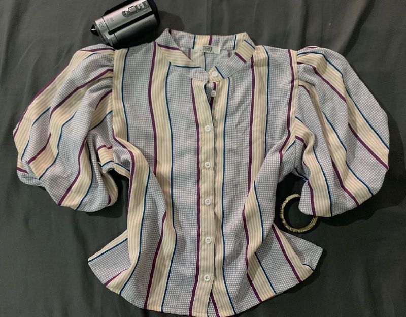 🍄ruffle sleeved torso crop top🍄