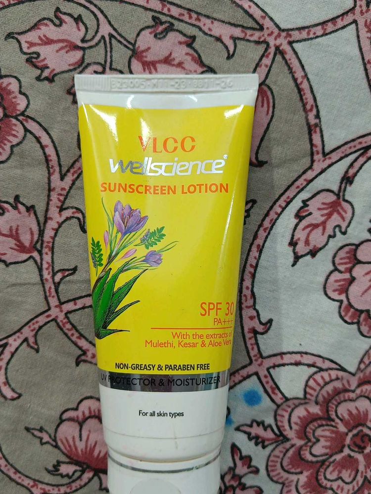 VLCC Wellscience Sunscreen Lotion SPF 30
