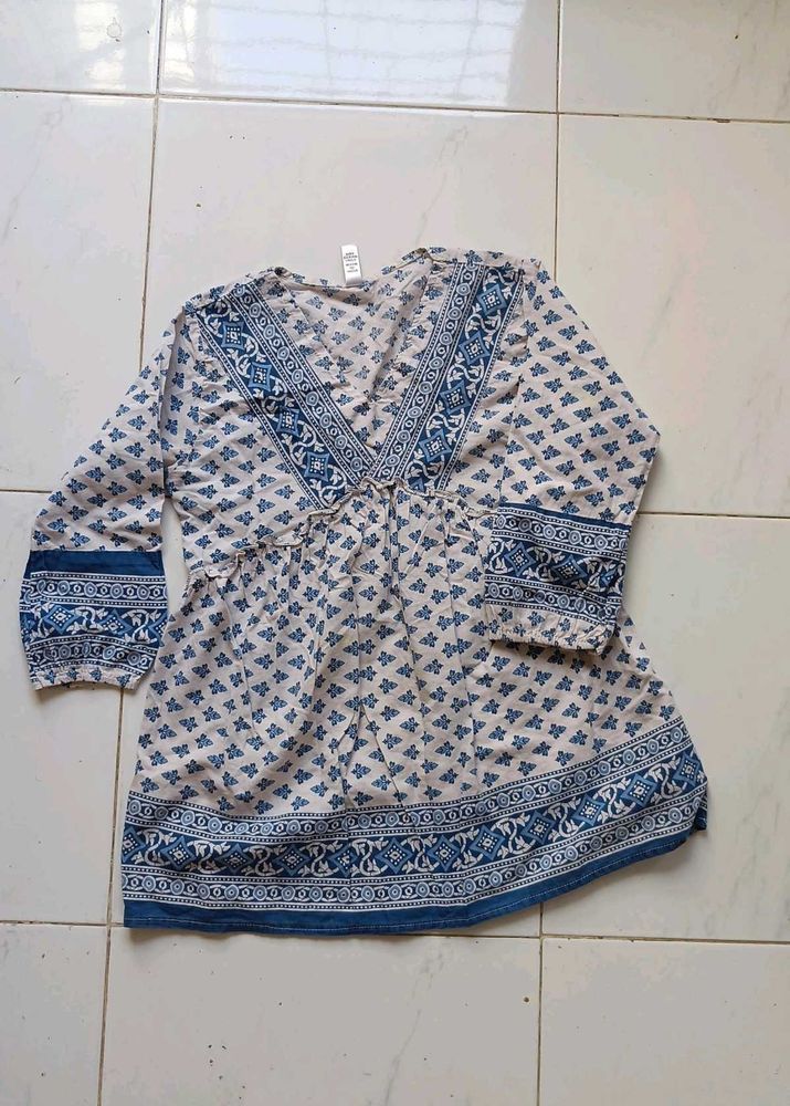 Blue &amp; White Printed Kurta